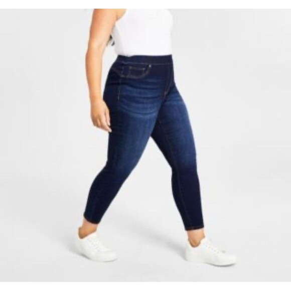 Celebrity Pink Womens Plus Size 24 High Rise Skinny Jean Light Wash Blue Stretch - Picture 1 of 10
